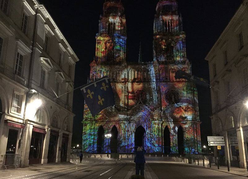 Espectáculo nocturno de luz y sonido de la Catedral de Orleans, Valle del Loira