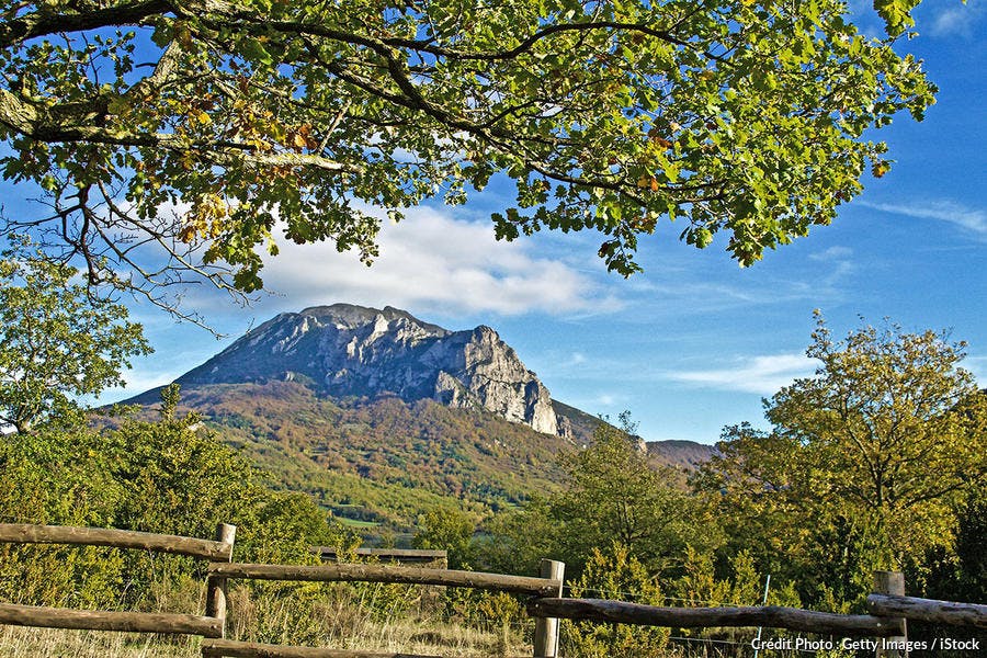 El Pic de Bugarach (1.231 m), el punto más alto de las Corbières