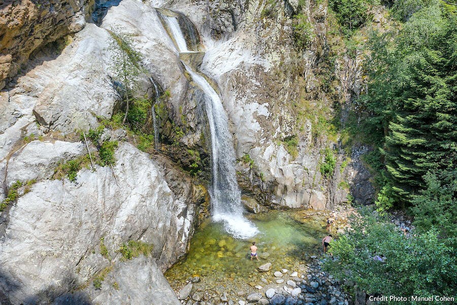 La cascada inglesa al pie del macizo del Canigou 