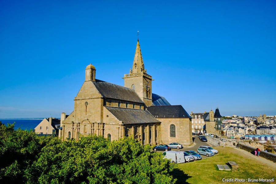 la iglesia de Notre-Dame-du-Cap-Lihou en Granville 