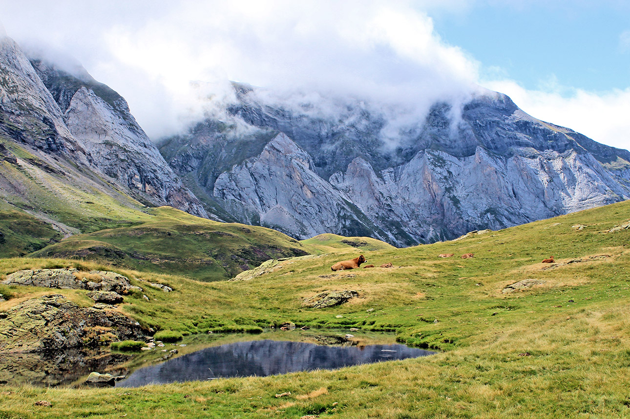 Senderismo en los Pirineos: descubriendo tres circos
