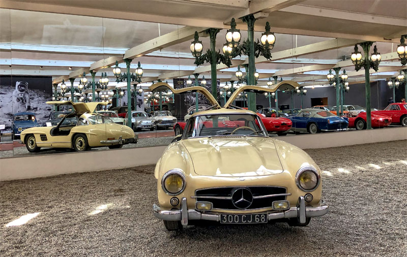 Puerta de ala de gaviota Mercedes en el Museo del Automóvil de Mulhouse
