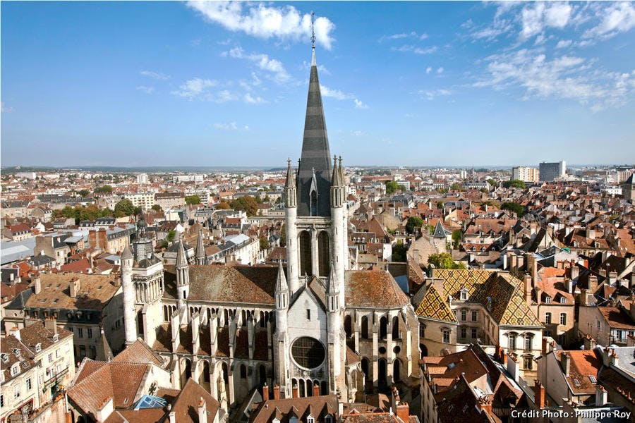 La iglesia de Notre-Dame de Dijon, en Borgoña 