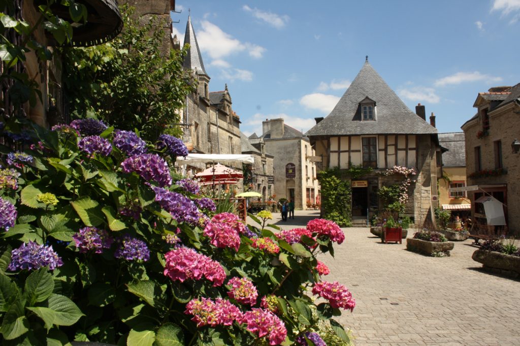 Rochefort-en-Terre, un pueblo florido en Bretaña