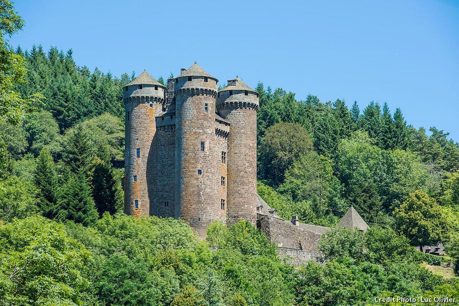 Castillo de Anjony en Tournemire, en Cantal