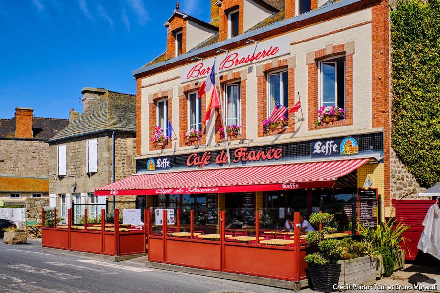 Le Café de France, en Barfleur, Normandía