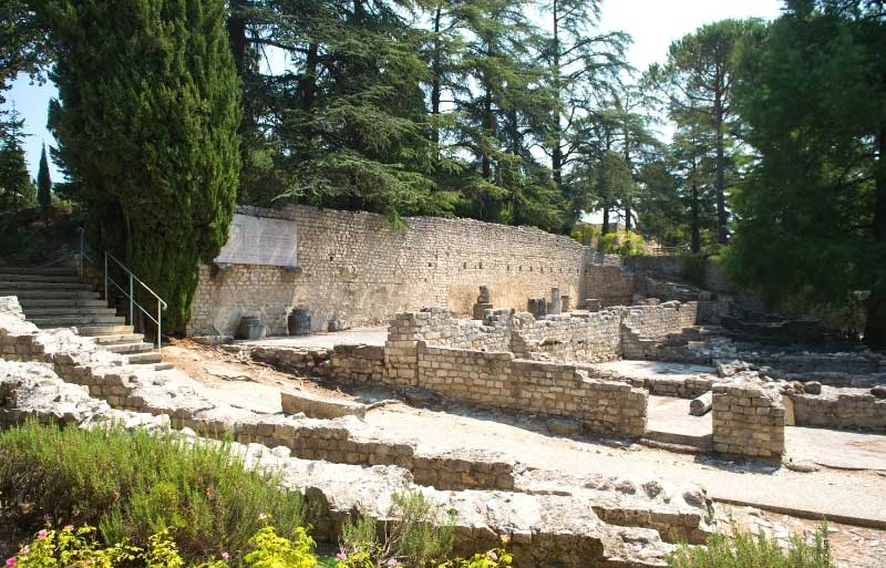 Ruinas romanas en Vaison-la-Romaine