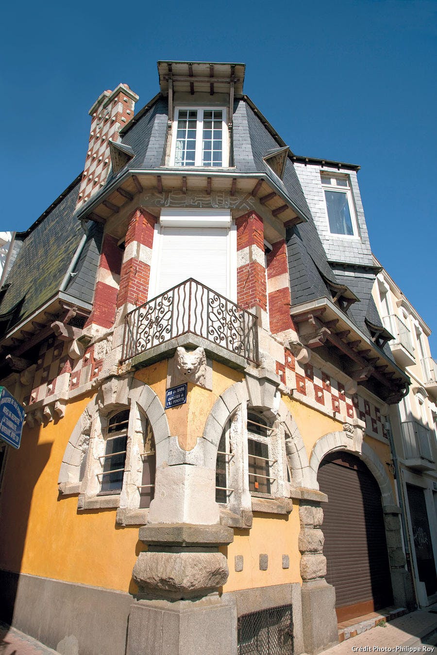 La casa pseudomedieval donde vivió el arquitecto Maurice Durand 