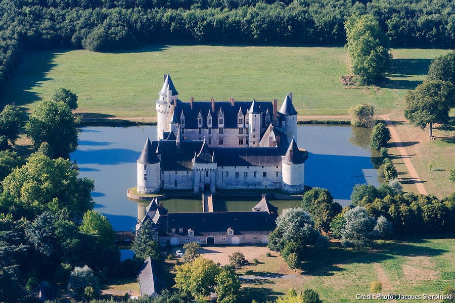 Vista aérea del castillo de Plessis-Bourré, en Anjou (Maine y Loira) 