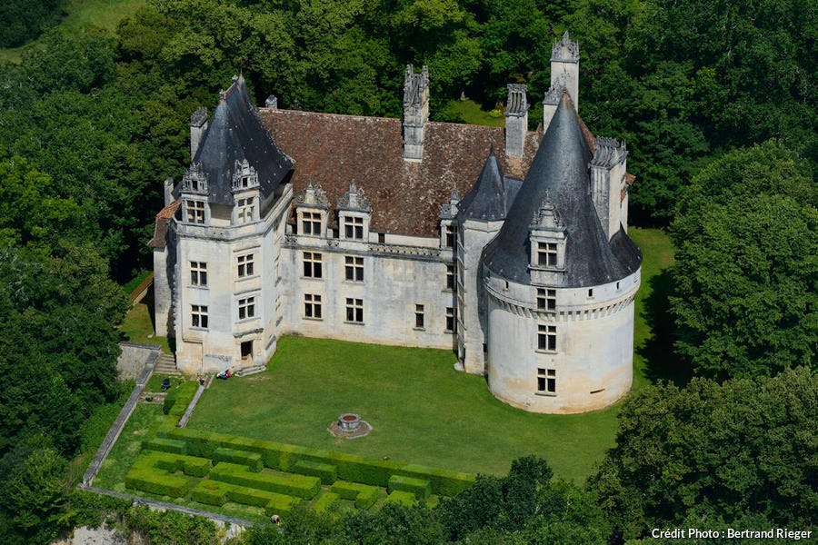 El castillo renacentista de Puyguilhem, en Villars (Périgord)
