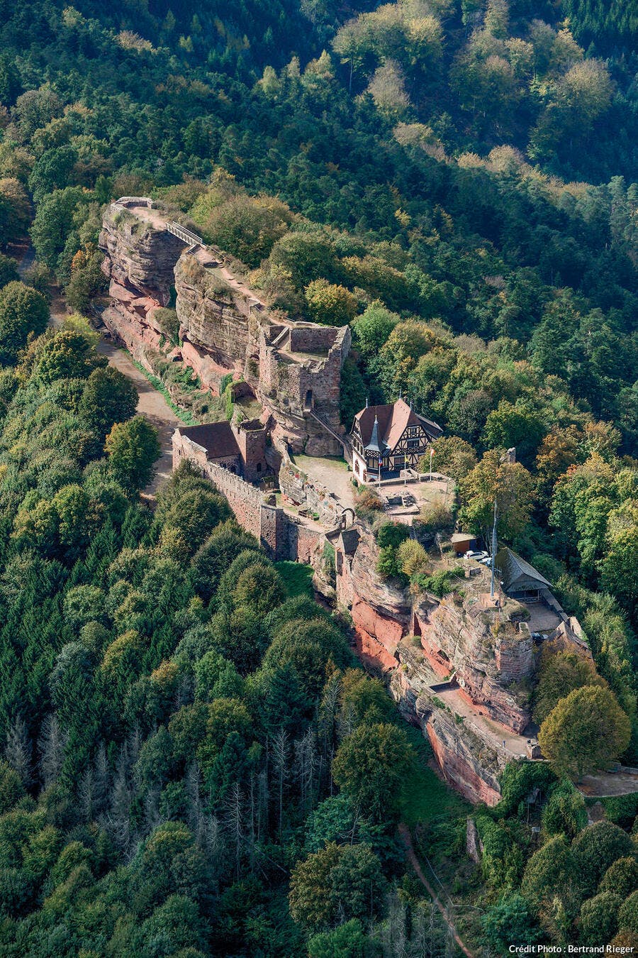 Castillo de Haut-barr, la fortaleza roja.  