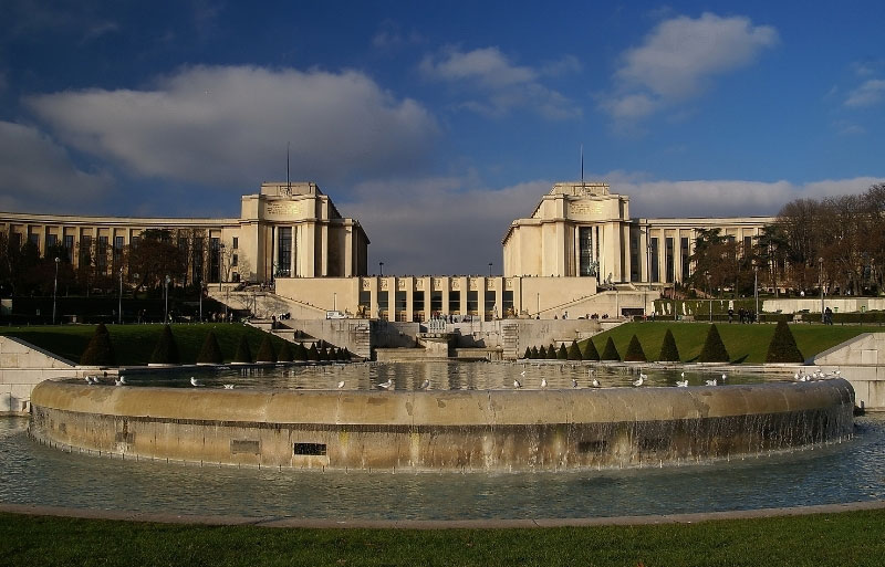 Edificio de estilo art deco, monumental Palacio Chaillot, París