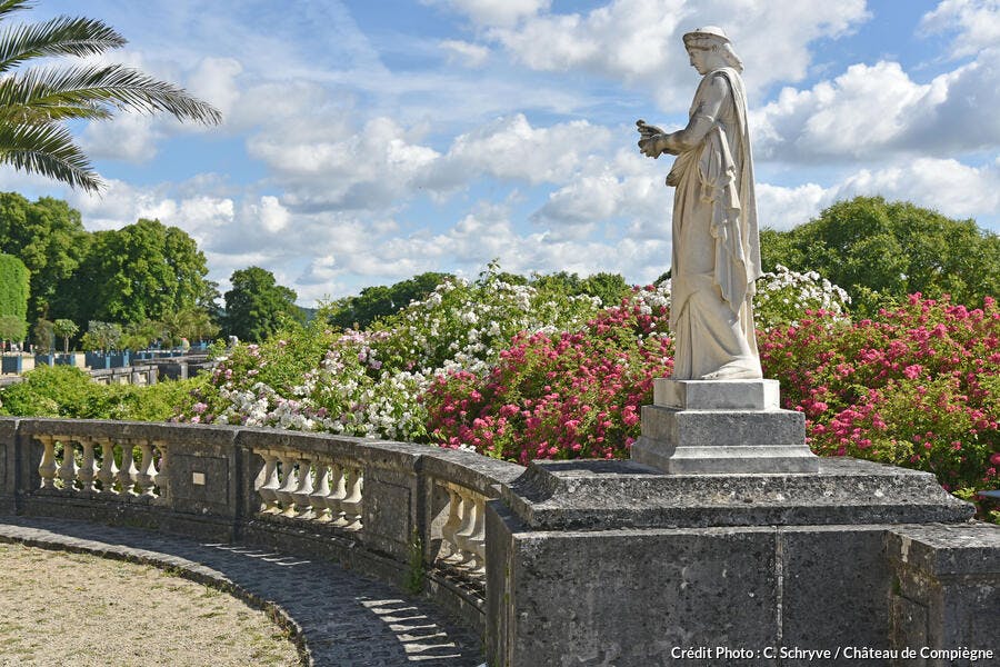El parque del castillo de Compiègne en Oise