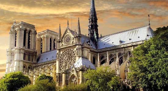 La historia de la catedral de Notre-Dame de París