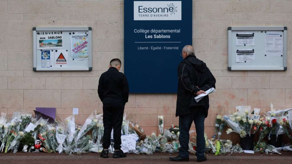 Crimen: Estudiantes asesinados cerca de París – Cuatro jóvenes detenidos